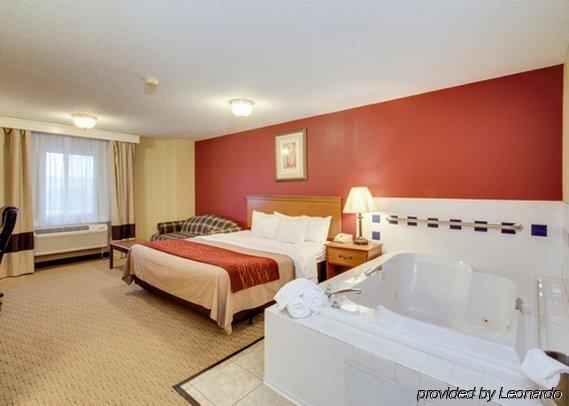 Hotel Baymont By Wyndham Dodge