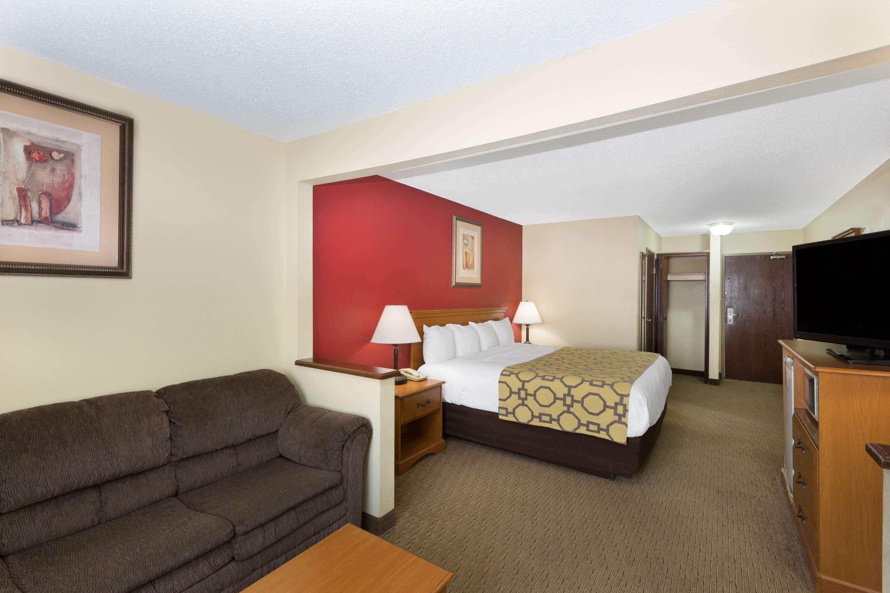 Baymont By Wyndham Dodge 2*