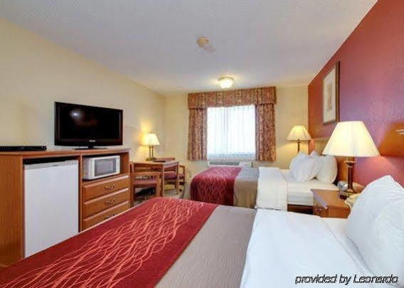 Baymont By Wyndham Dodge Hotel
