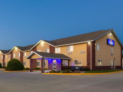 Hotel Baymont By Wyndham Dodge 2*