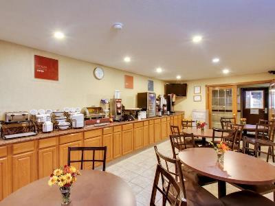 Baymont By Wyndham Dodge Hotel